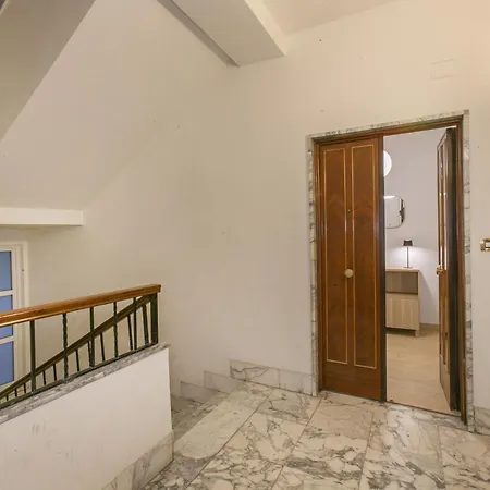 Appartement Modern 100 Meters From Piazza Mincio *