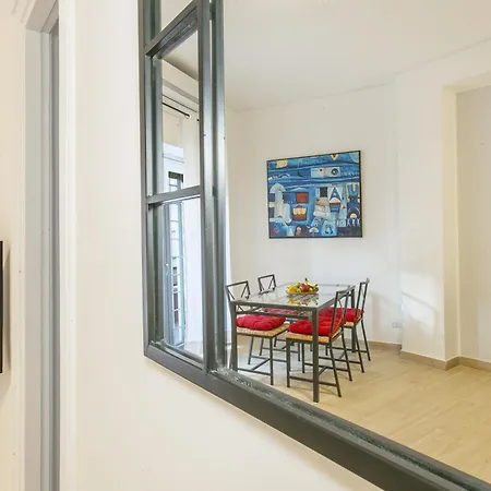 Modern 100 Meters From Piazza Mincio