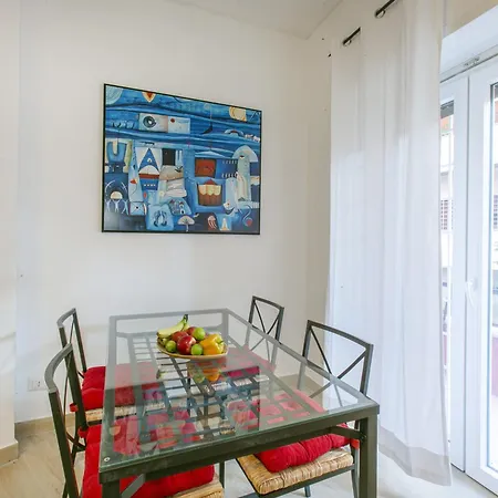 Modern 100 Meters From Piazza Mincio Appartement
