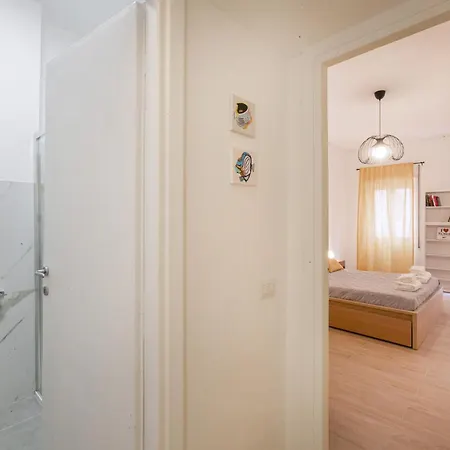 Modern 100 Meters From Piazza Mincio Appartement