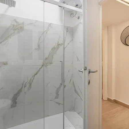 Modern 100 Meters From Piazza Mincio Appartement *